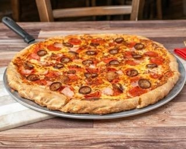 Meatza.